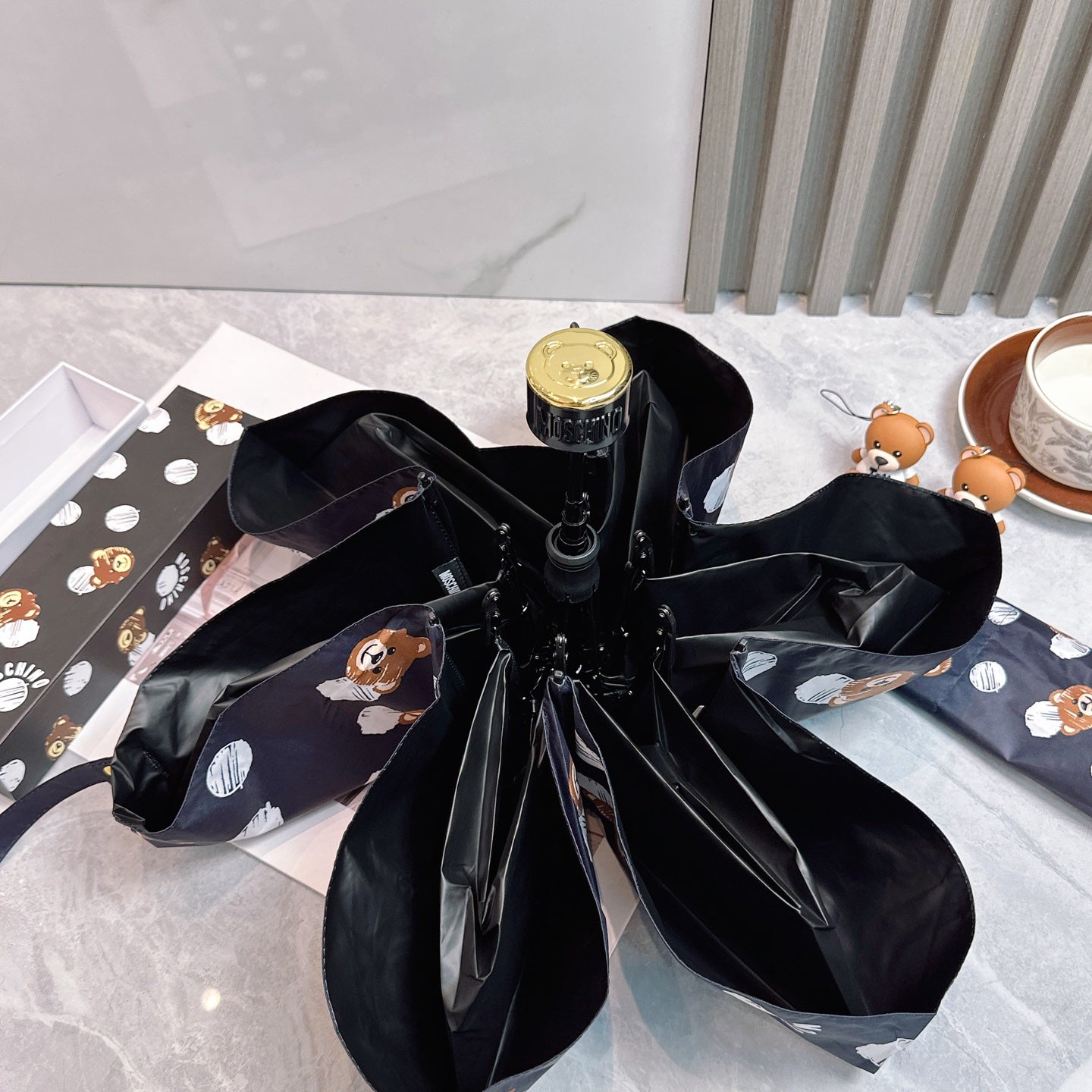 15RA35SDE Stylish UV resistant umbrella