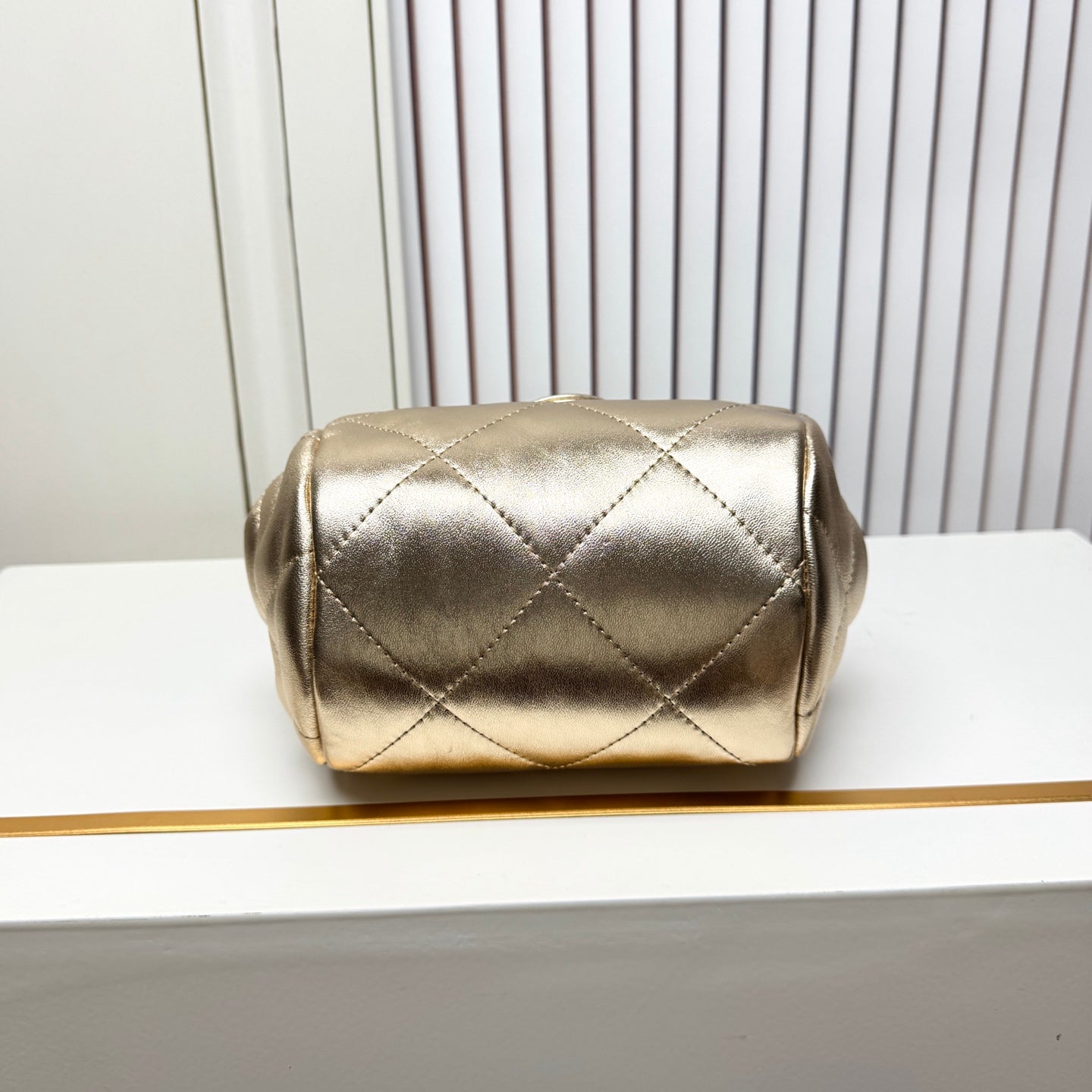 15RC49BDE Stylish leather bag