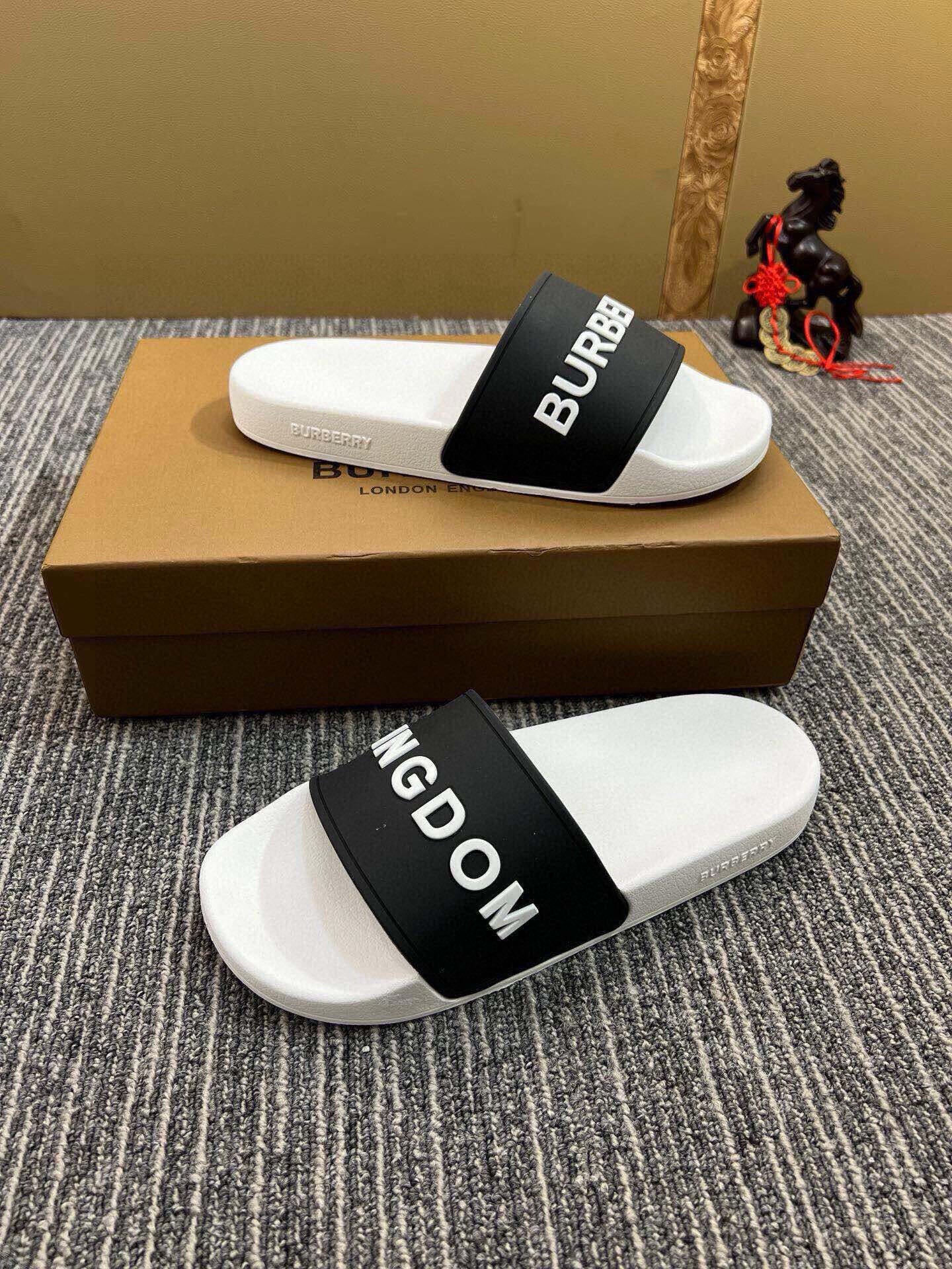 535ZR256ZDE Stylish Slippers