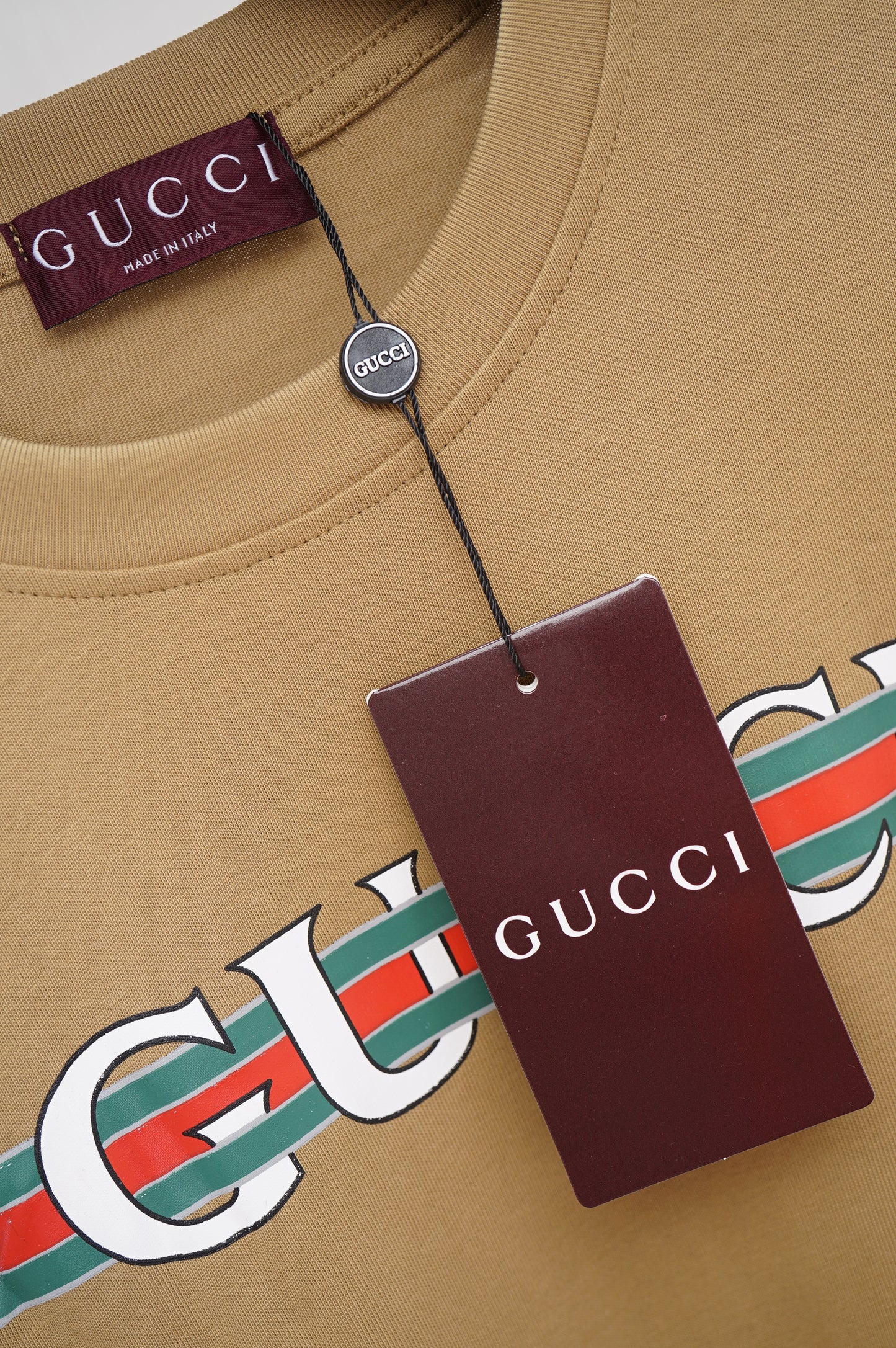 165NB24UDE Stylish T-shirt