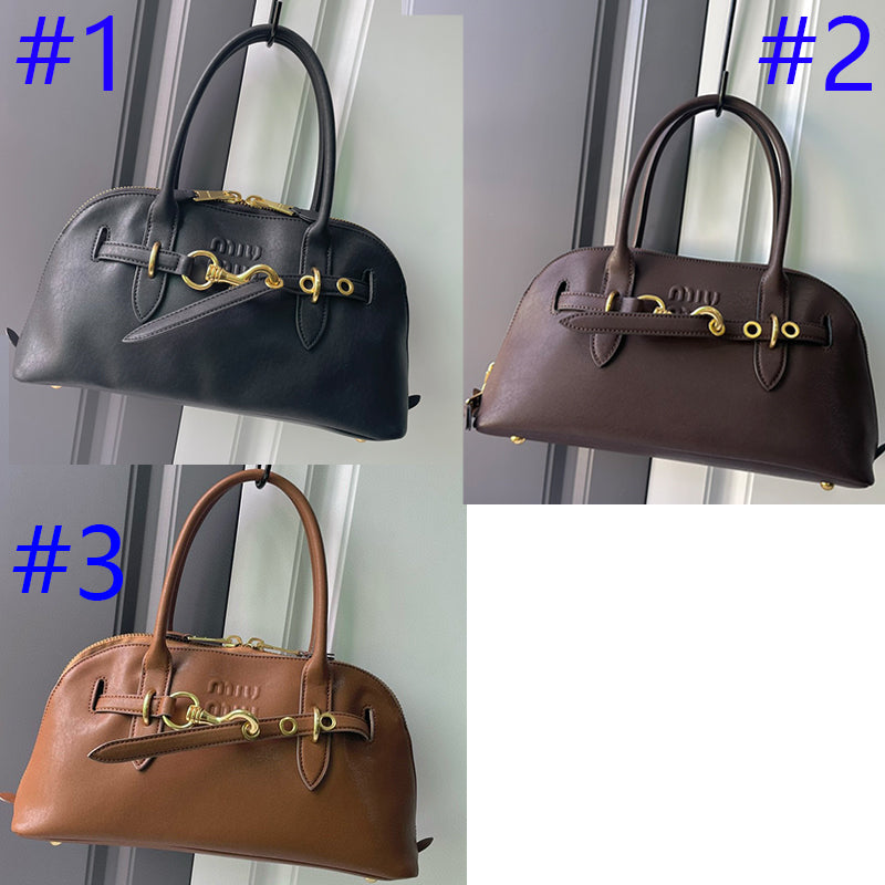 15RA40BDE Stylish leather bag