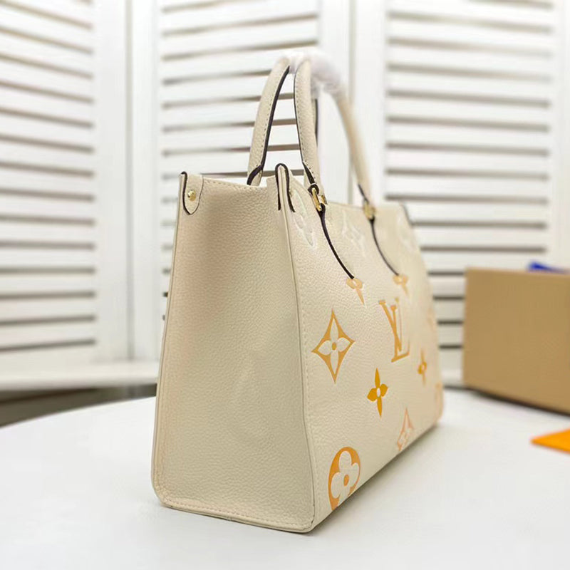 1XE327BDE Stylish leather bag 