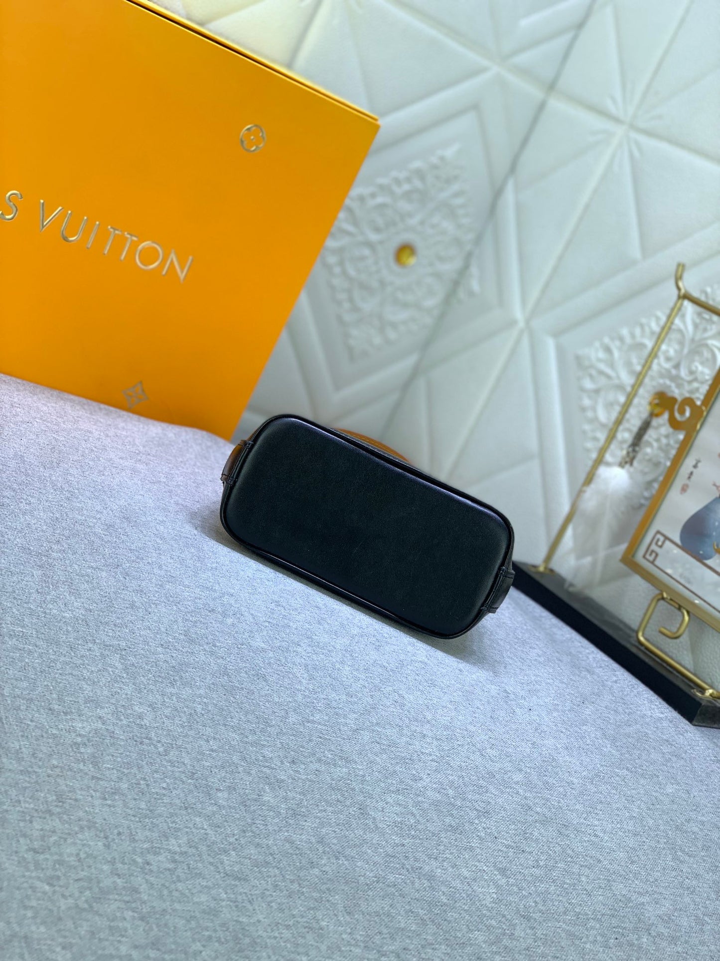 2XE336BDE Stylish leather bag 