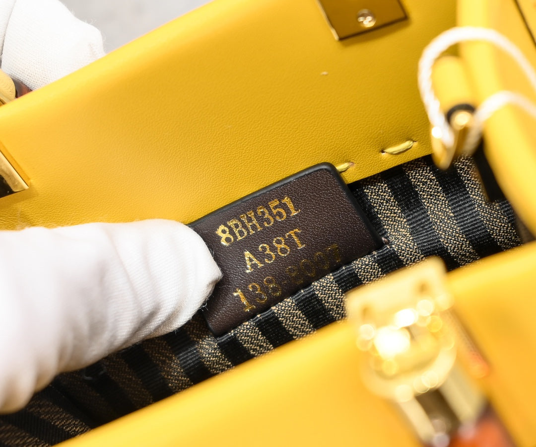 2XF288BDE Stylish leather bag 