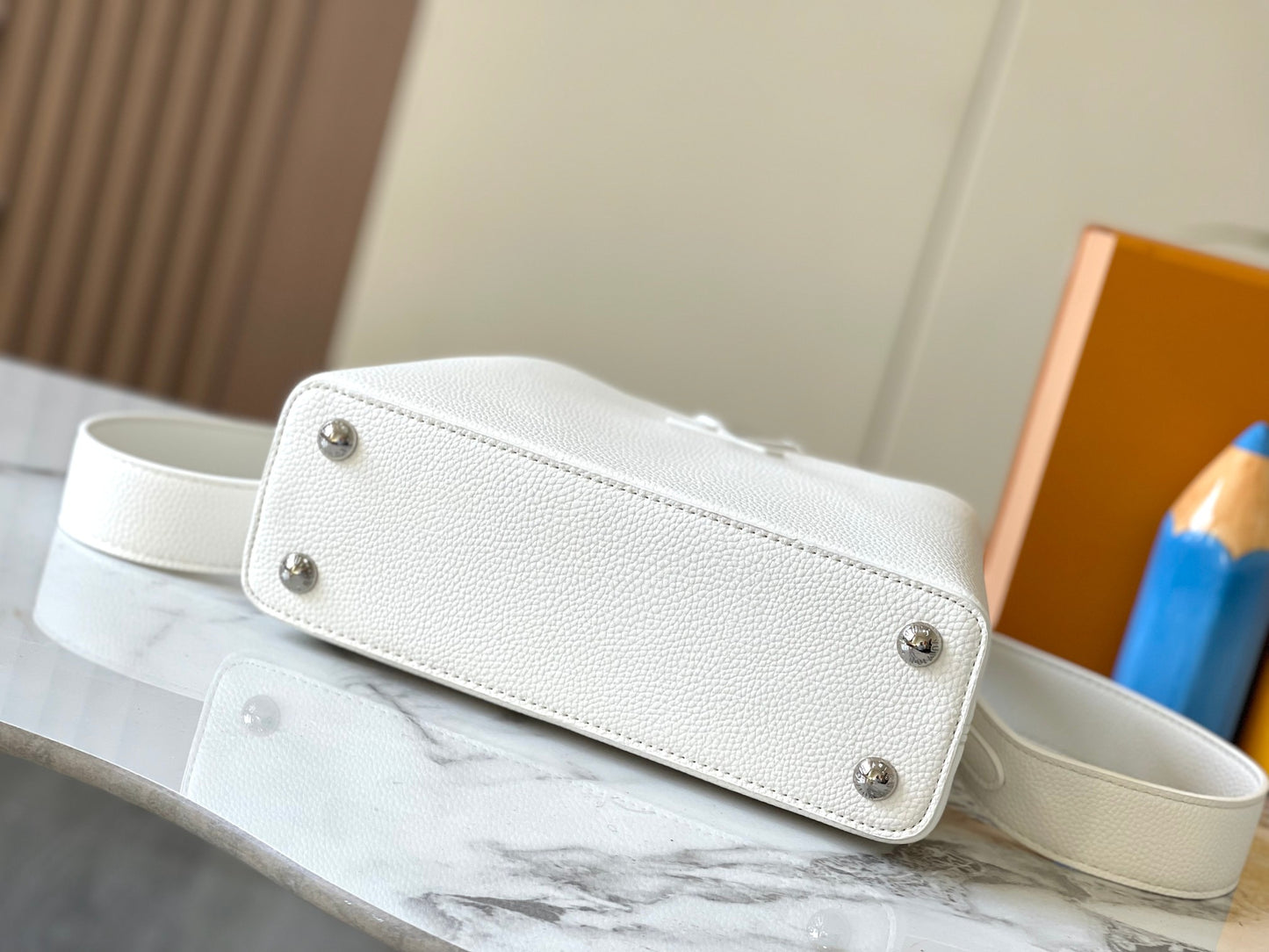 1XE448BDE Stylish leather bag