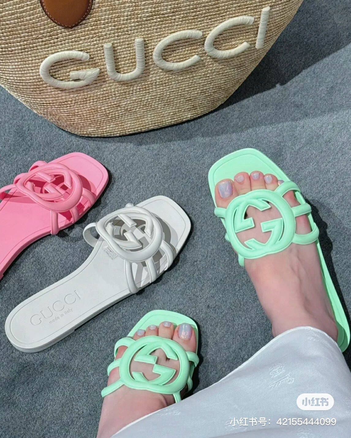 14B172ZDE Stylish Slippers