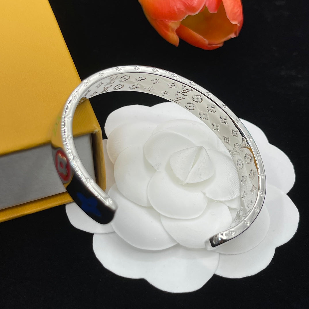 14E1054KDE Stylish Bracelets