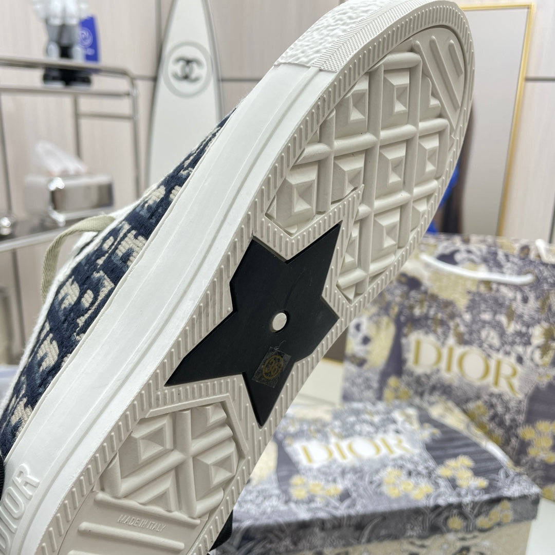 1XD65ZDE Stylish shoes