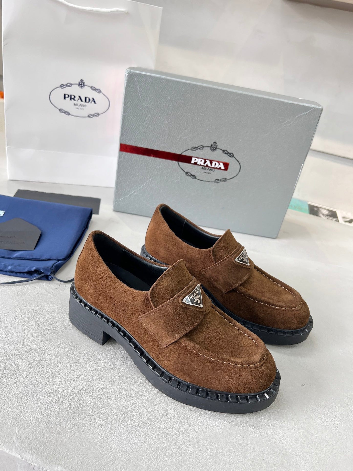 285ZPD64ZDE Stylish  leather  Casual shoes