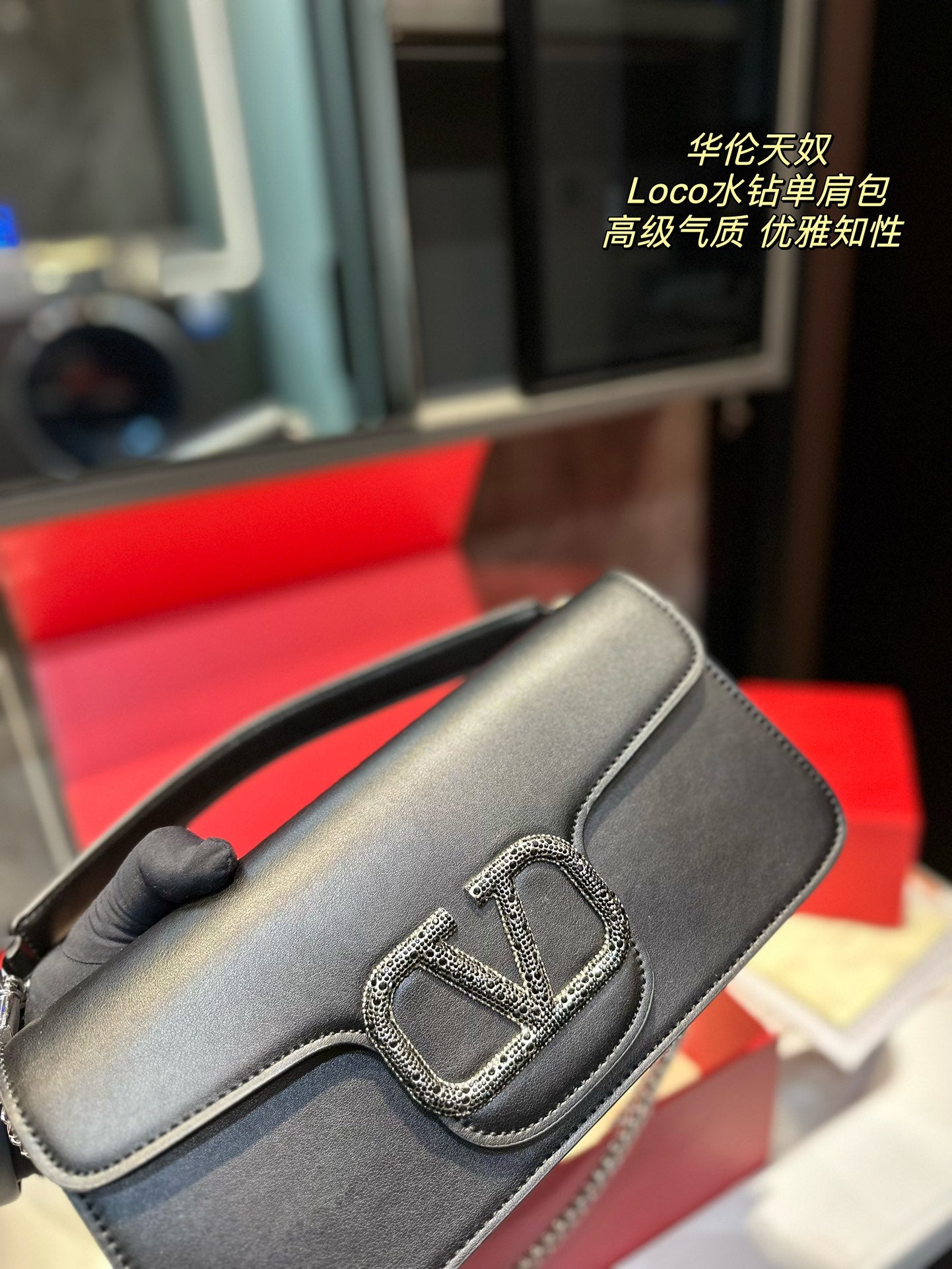 6XVL216BDE Stylish leather bag 