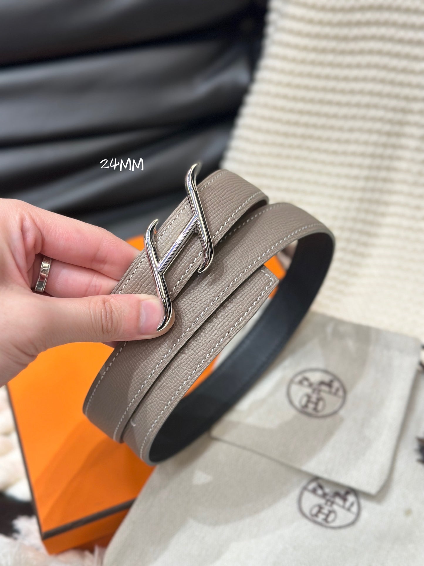 1WH193PDE Stylish  High quality belt With full package