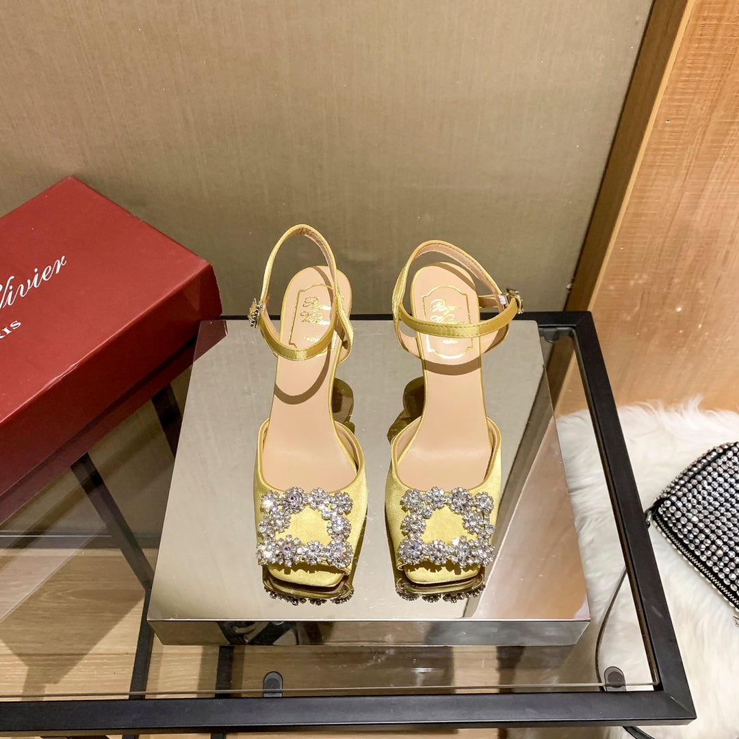 14A82ZDE Stylish High heels