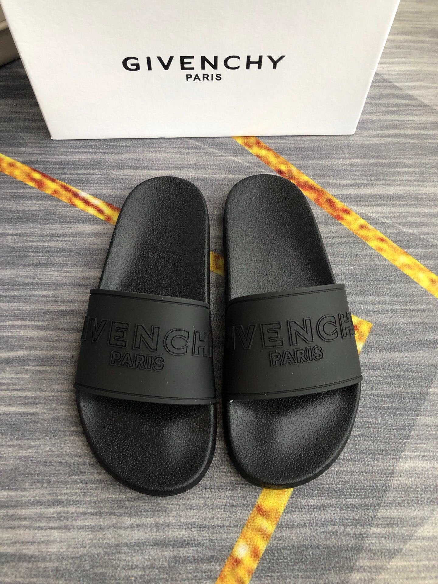 535ZGV265ZDE Stylish Slippers