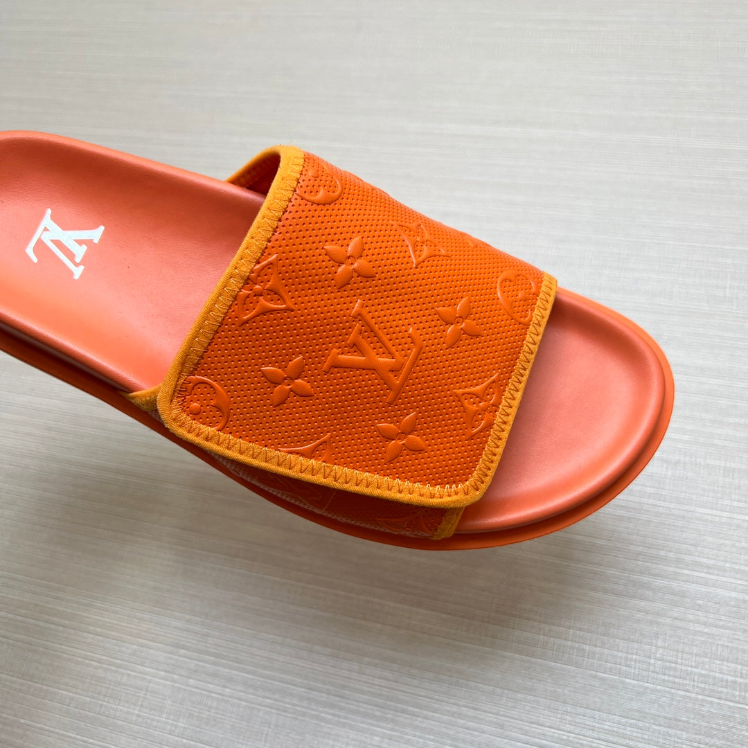 54E112ZDE Stylish slippers