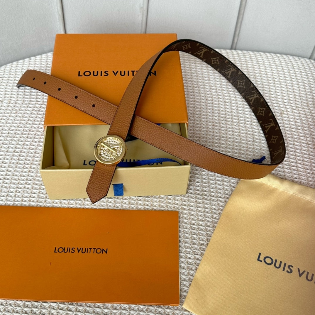 14E71PDE Stylish  High quality belt With full package