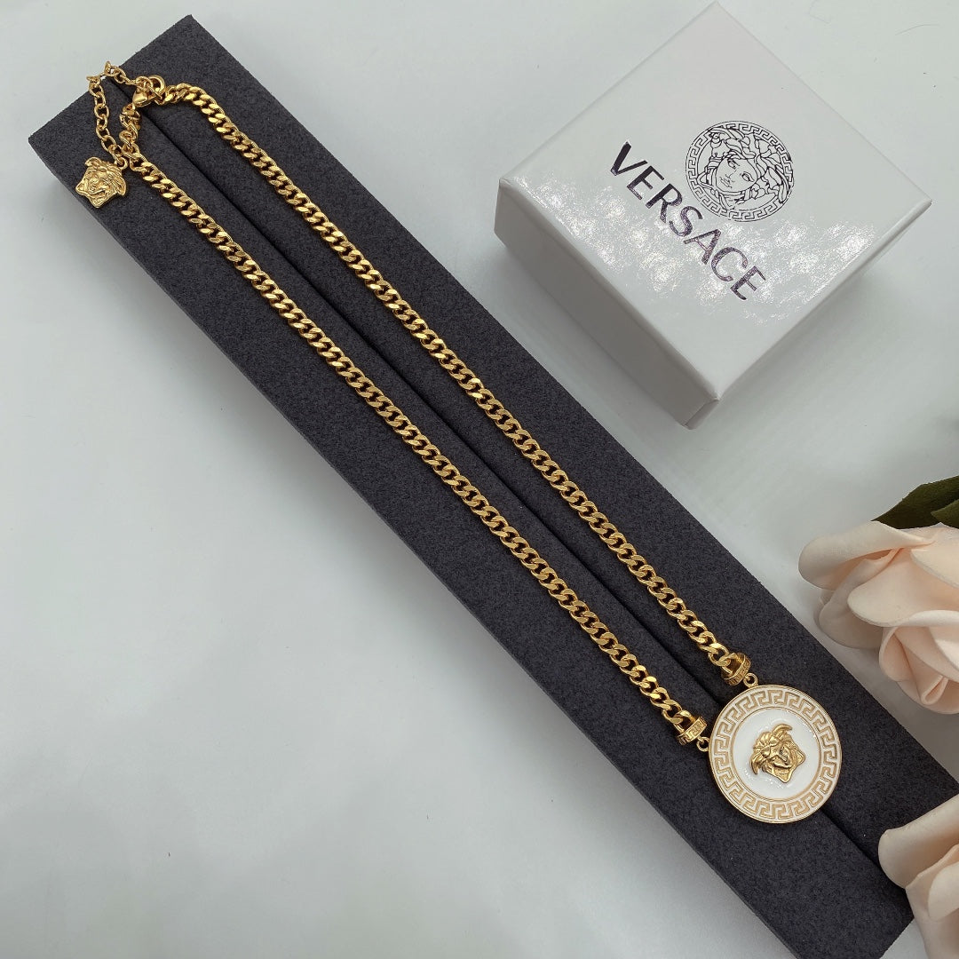 175RV75XDE Stylish Necklace . Earrings.Bracelets.Rings