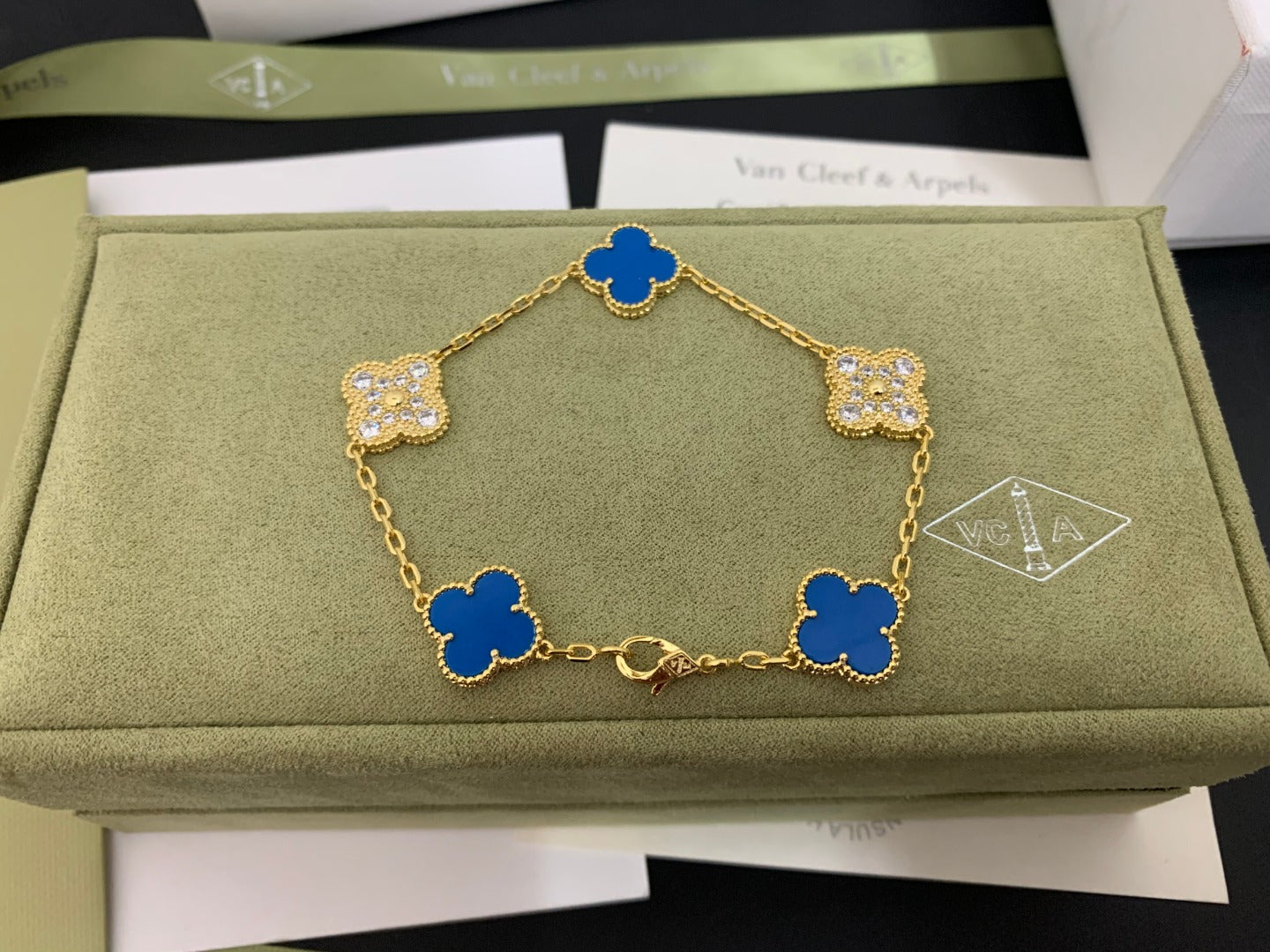 5XVA179KDE Stylish bracelets 5 flowers normal size1.5cm flower