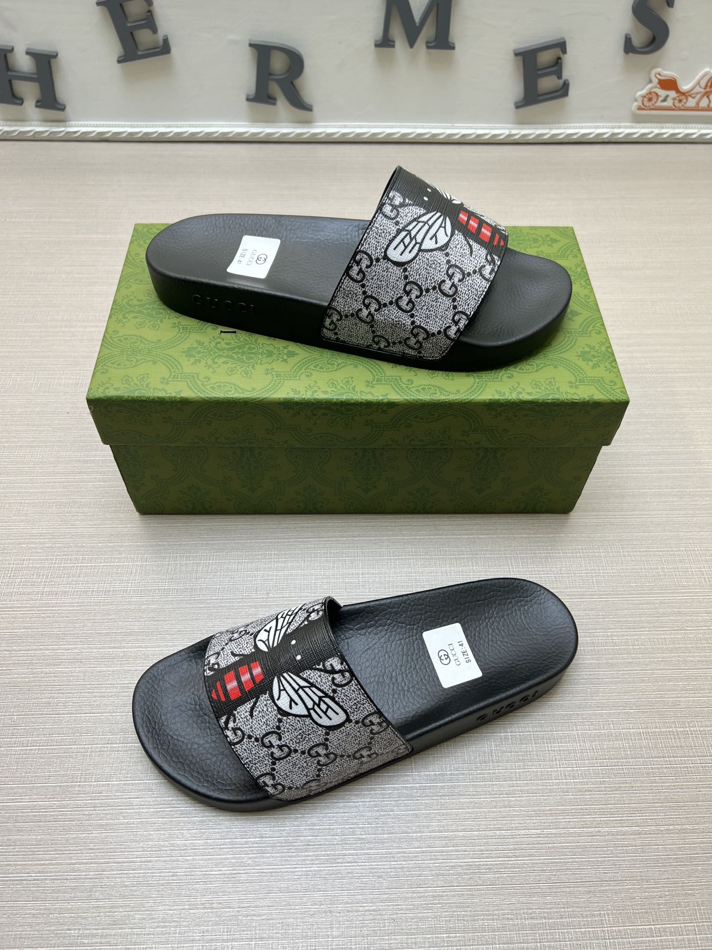 5LB235ZDE Stylish Slippers