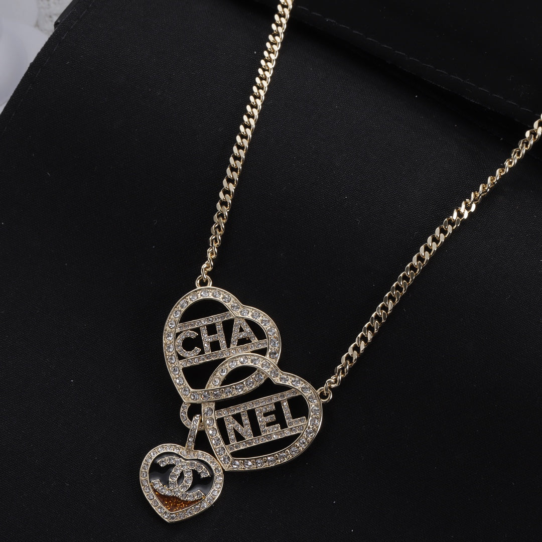 1NC233XDE Stylish Necklaces