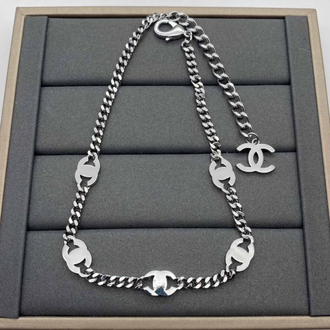 1NC81XDE Stylish  necklace bracelet
