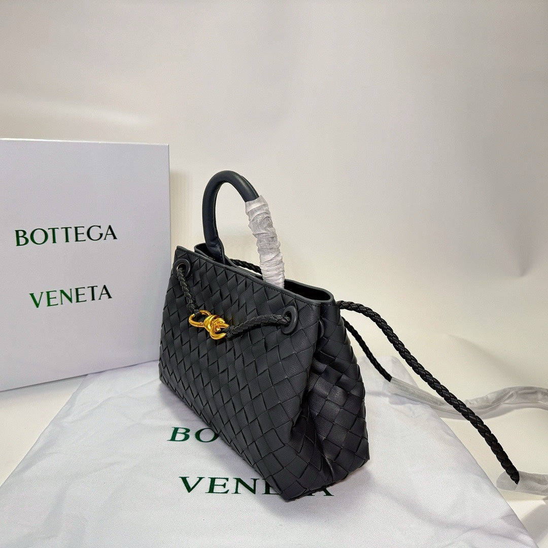 1XA81BDE Stylish leather bag