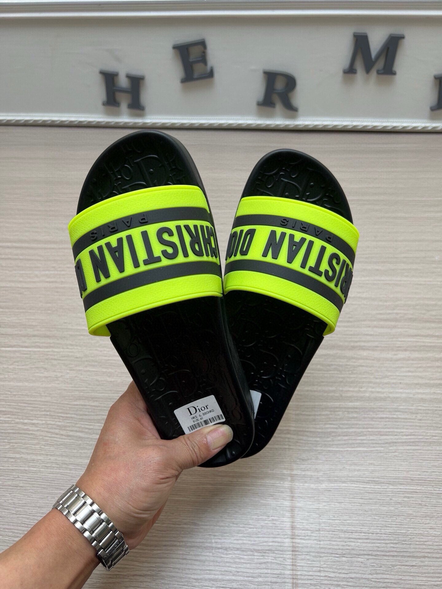 5LD212ZDE Stylish Slippers