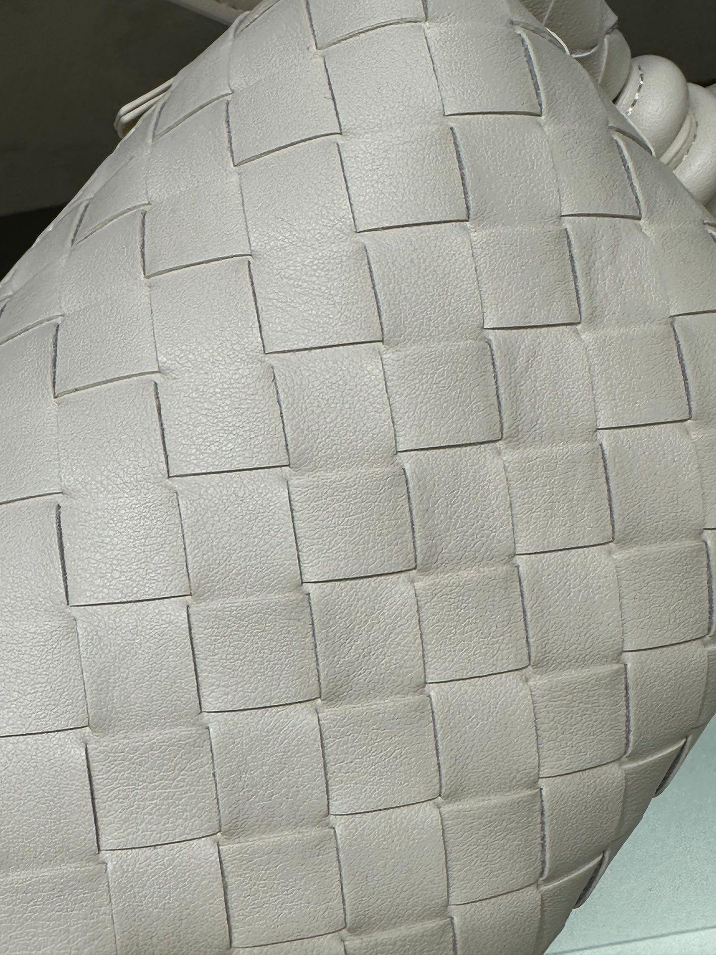 1XA84BDE Stylish leather bag