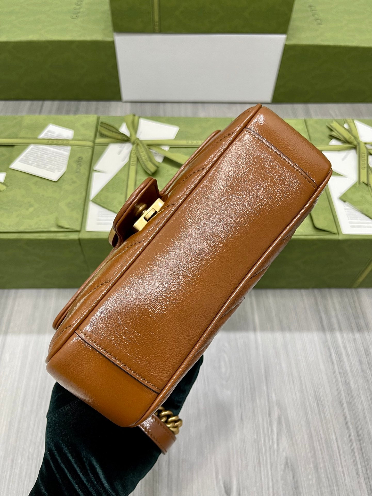 1XB51BDE Stylish leather bag 