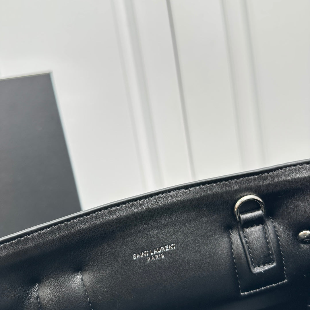 1XSL268BDE Stylish leather bag 