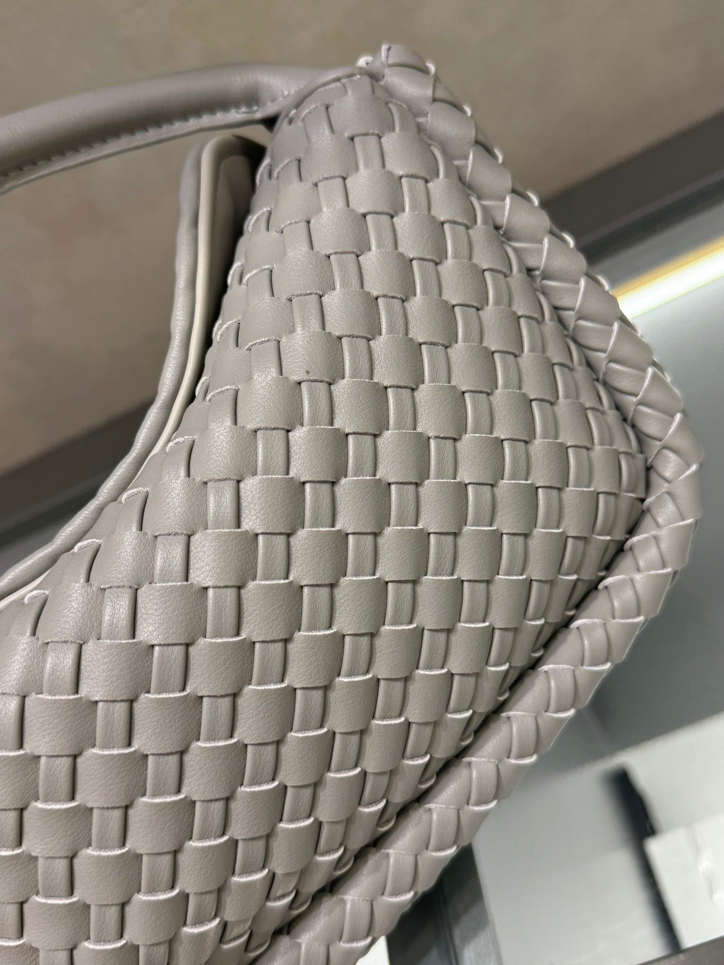 1XA83BDE Stylish leather bag