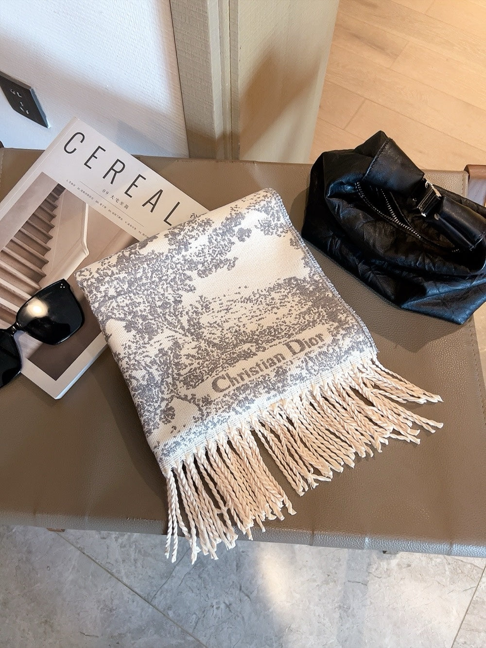 185ZD13WDE Stylish Winter Scarves
