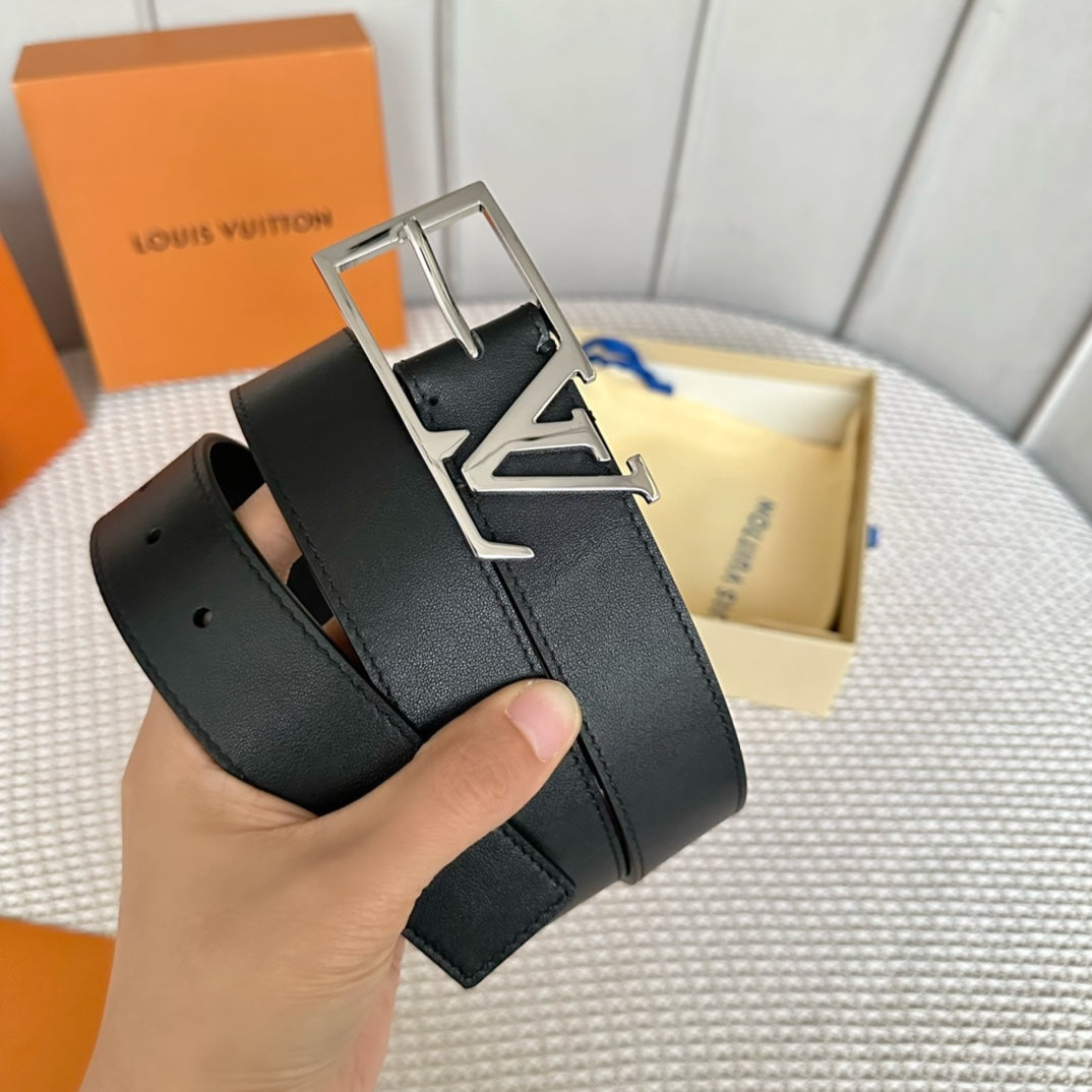 14E58PDE Stylish  High quality belt With full package