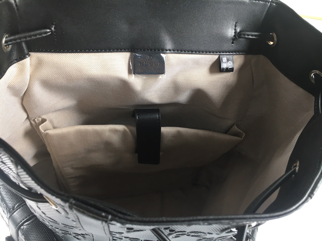 15RB114BDE Stylish leather bag