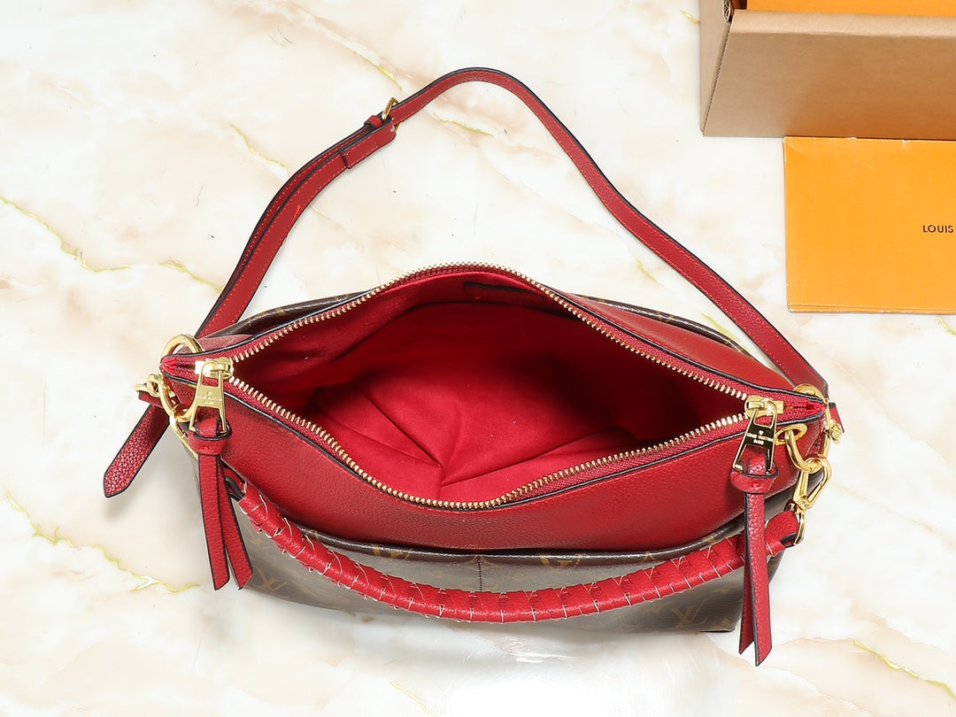 1WE115BDE Stylish leather bag