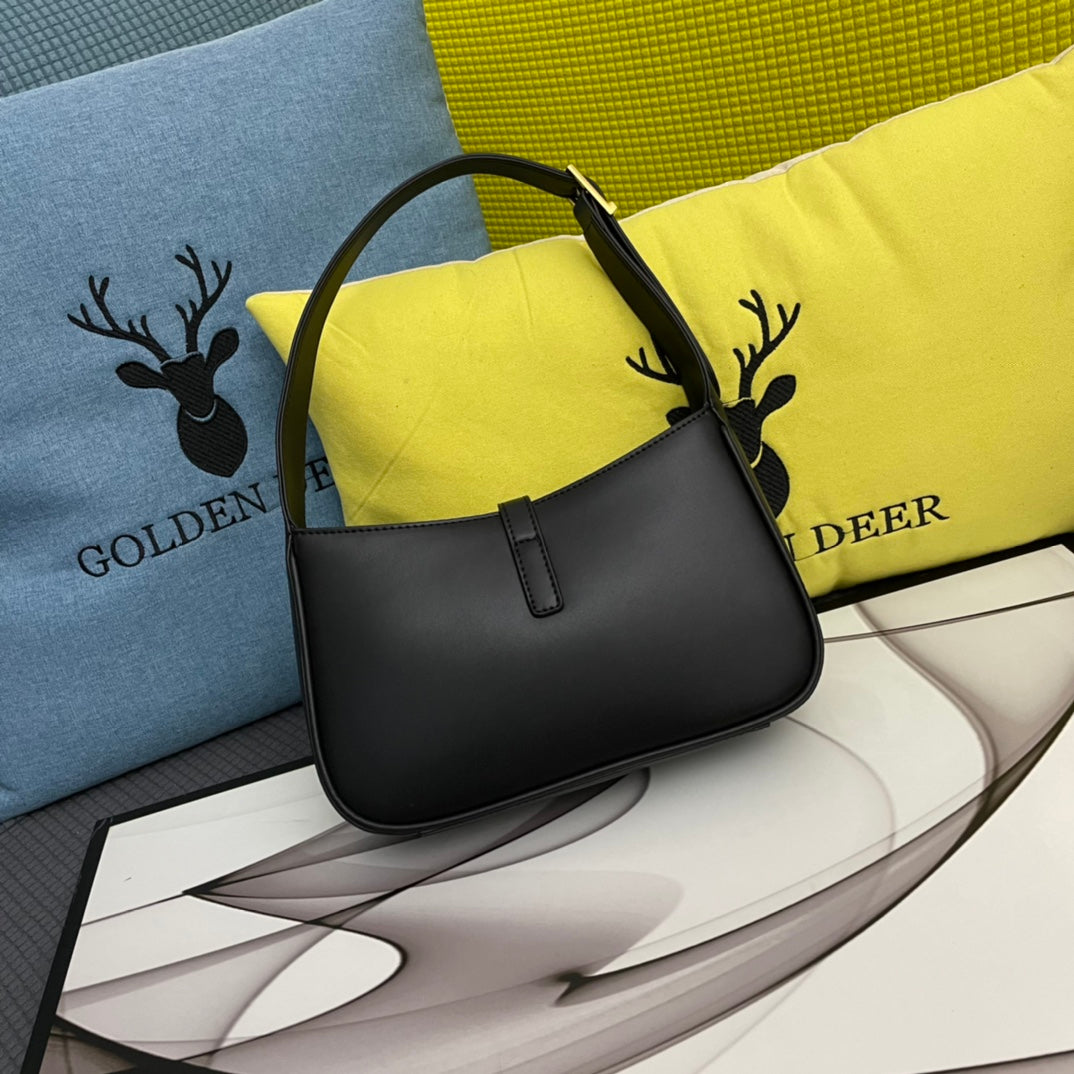 4XSL29BDE Stylish leather bag 