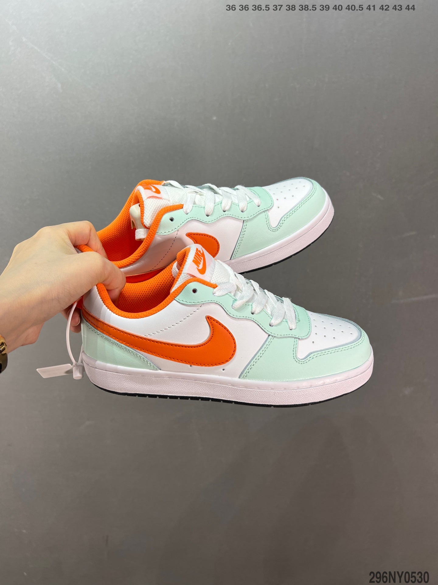 4YN39ZDE Stylish Sneakers (No Box, August-October Big Sale)
