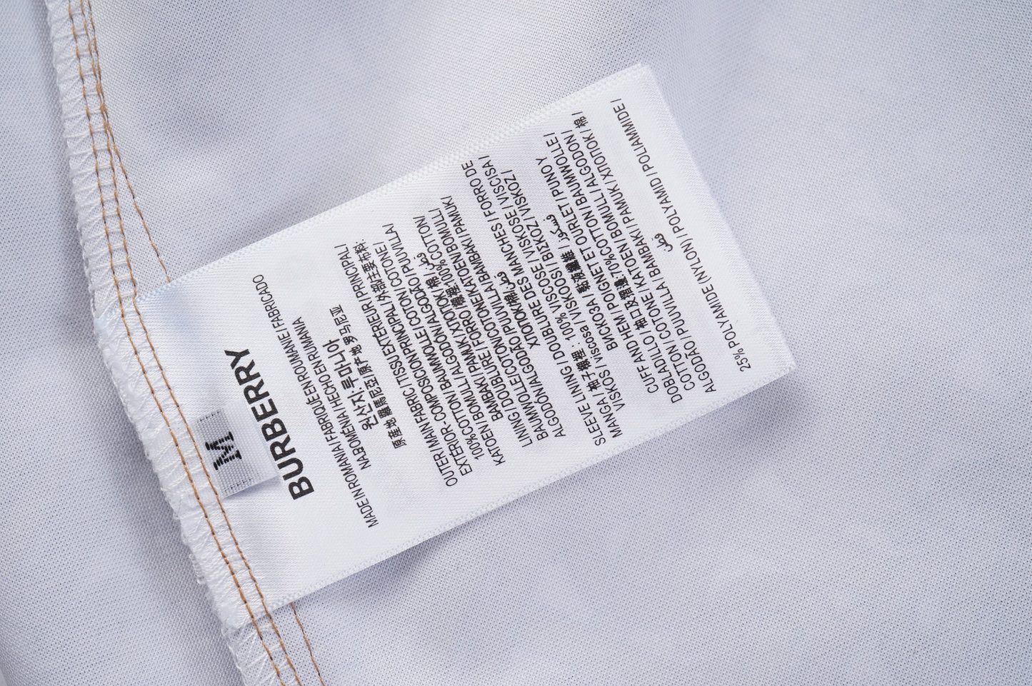 145RR52UDE Stylish shorts