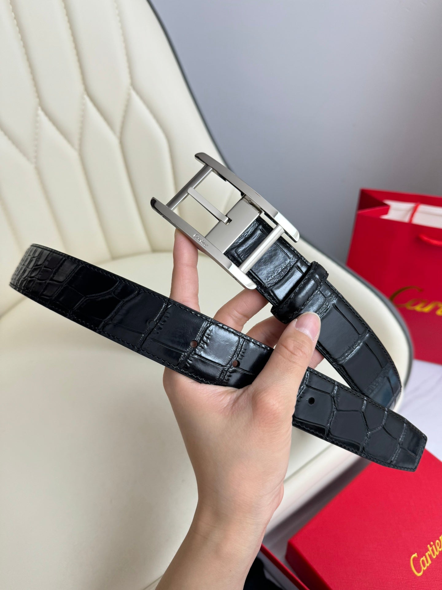 1WK172PDE Stylish  High quality belt With full package
