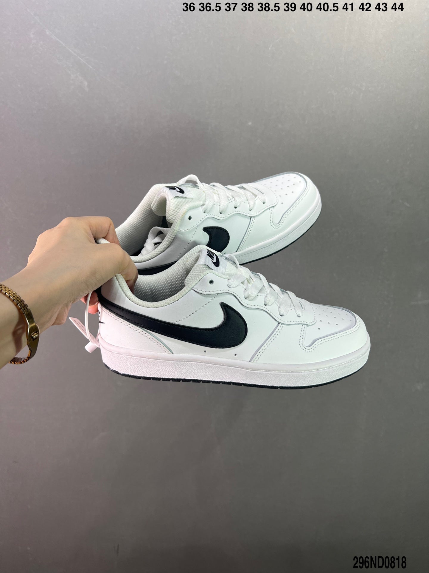 4YN40ZDE Stylish Sneakers (No Box, August-October Big Sale)