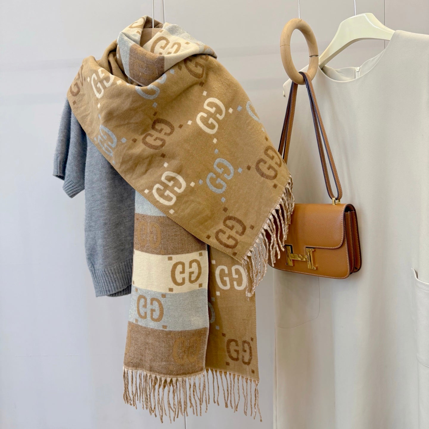 185RB67WDE Stylish Winter Scarves