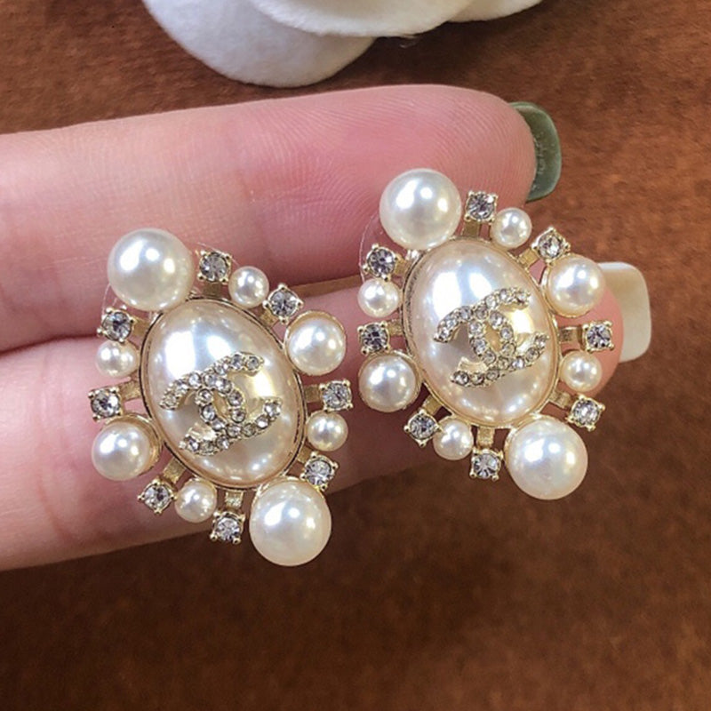 14C81EDE Stylish Earrings