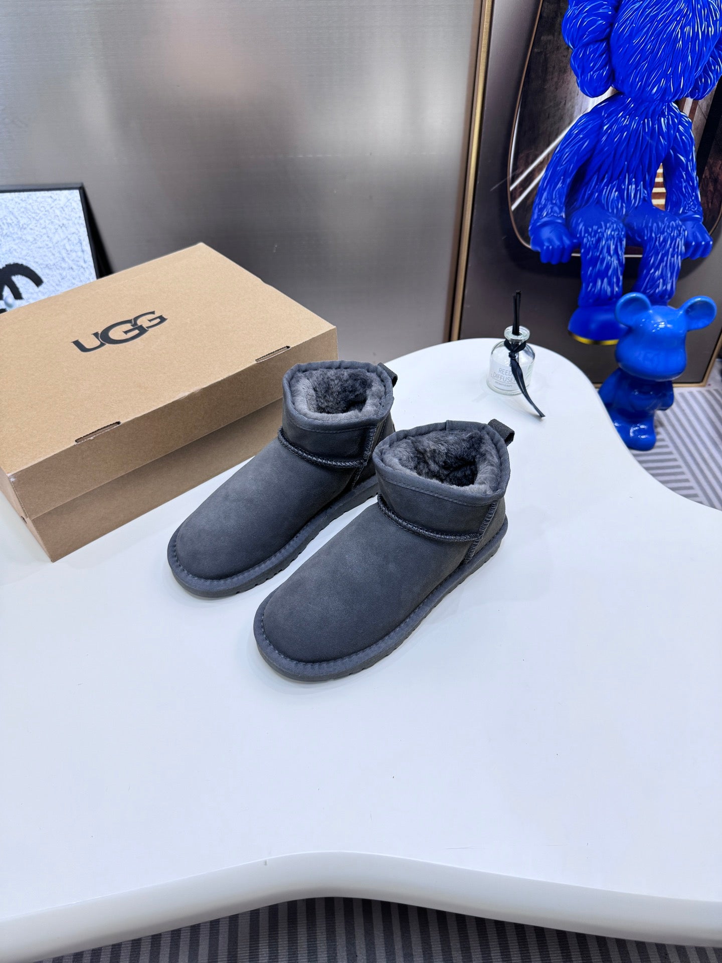 1LU10ZDE Stylish snow boots