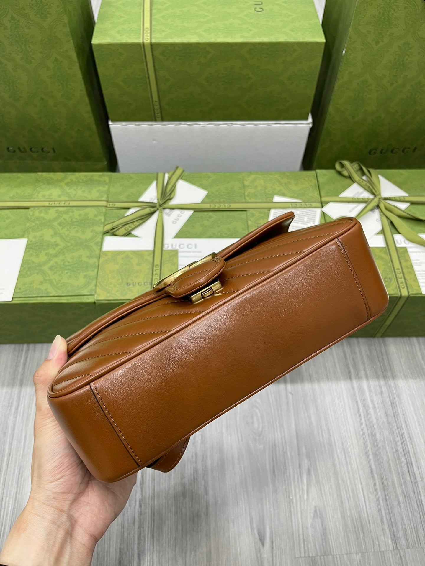 1XB51BDE Stylish leather bag 