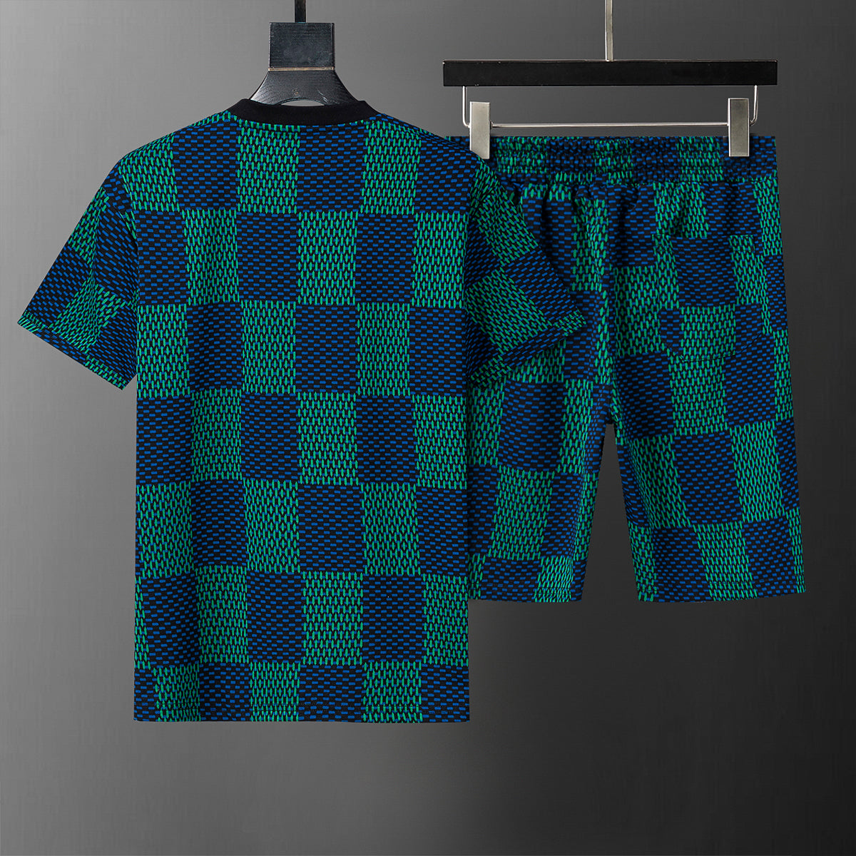 135RE120UDE Stylish shirt and shorts set