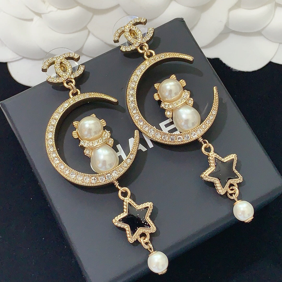 1YC139WDE Stylish Earrings