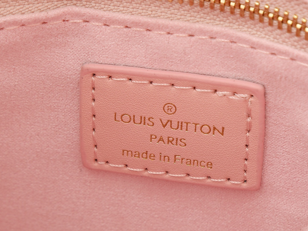 1WE93BDE Stylish leather bag