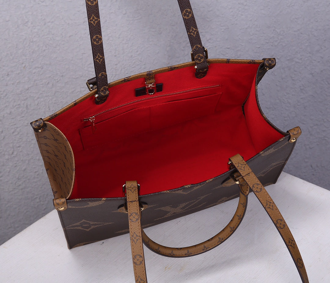 1XE65BDE Stylish leather bag 