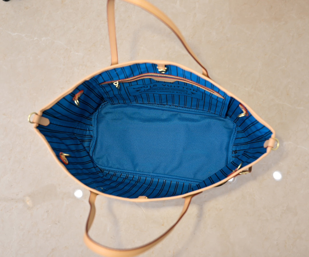 1WE77BDE Stylish leather bag