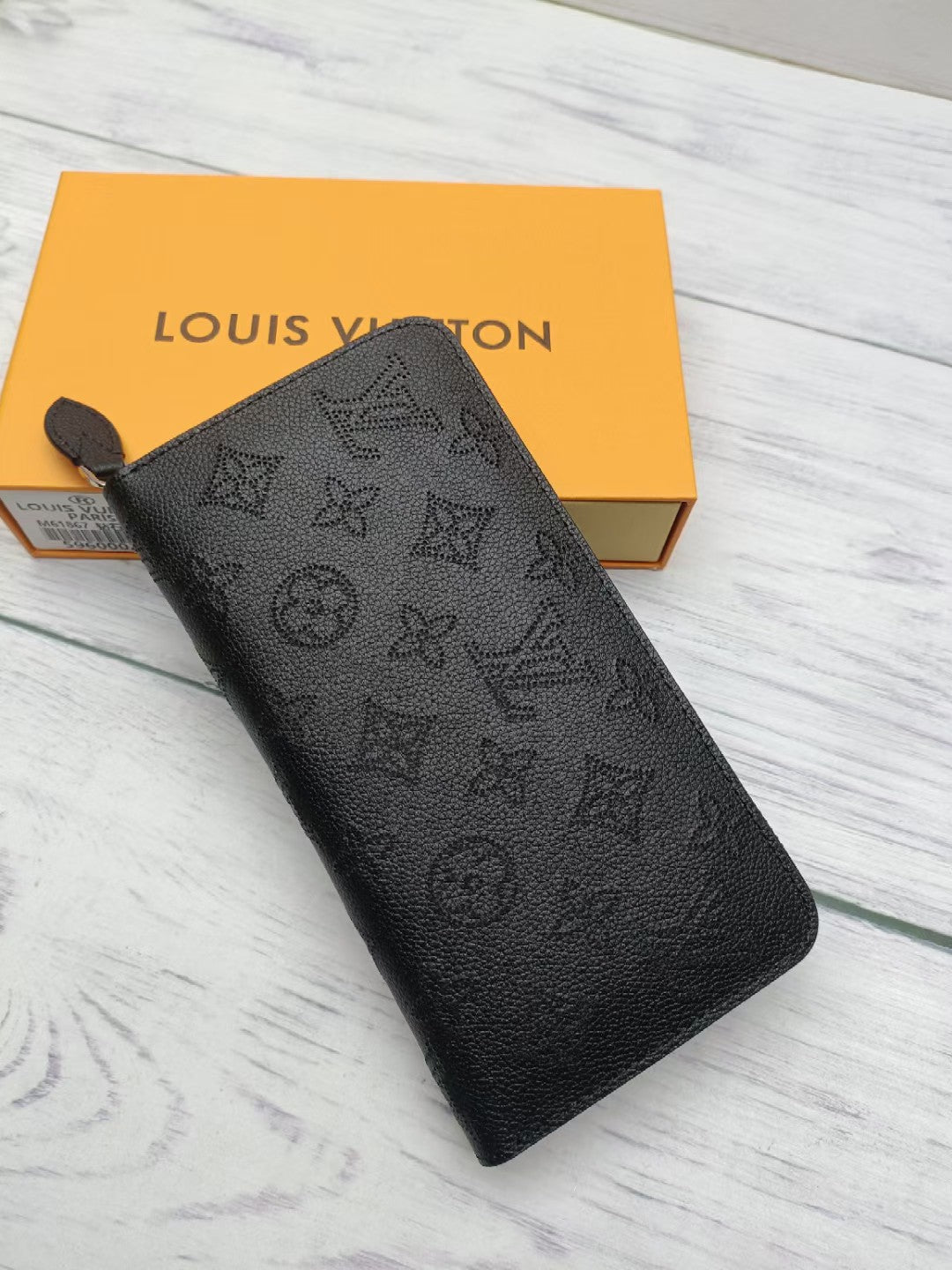 1XE102BDE Stylish leather wallets