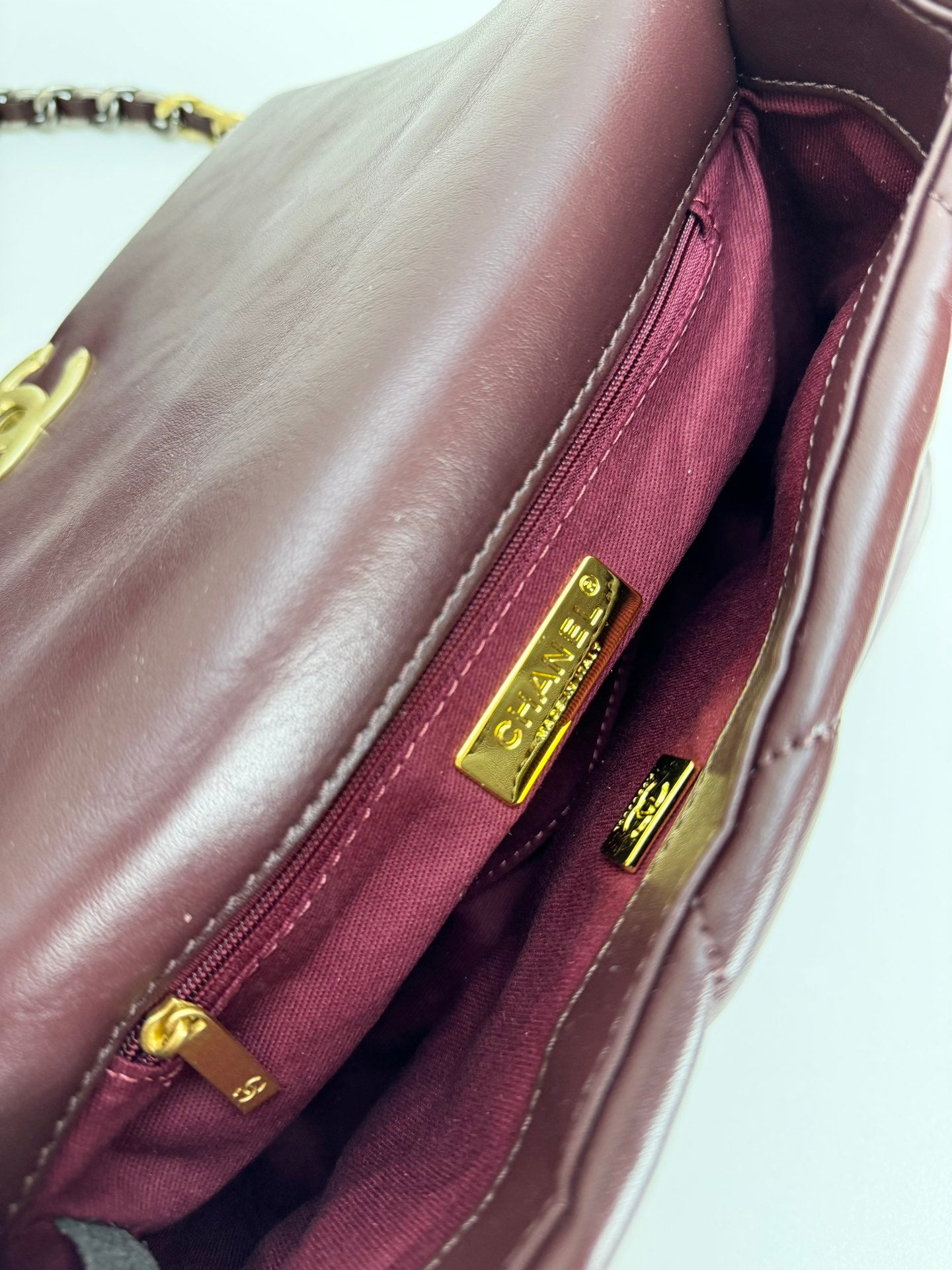 1WC85BDE Stylish leather bag